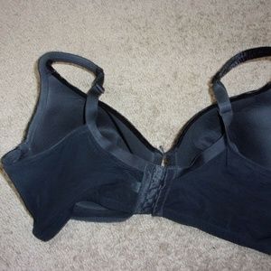 Cacique Intimates & Sleepwear - Cacique Velvet Bra Black 42DDD Cacique Intimates & Sleepwear - Cacique Velvet Bra Black 42DDD